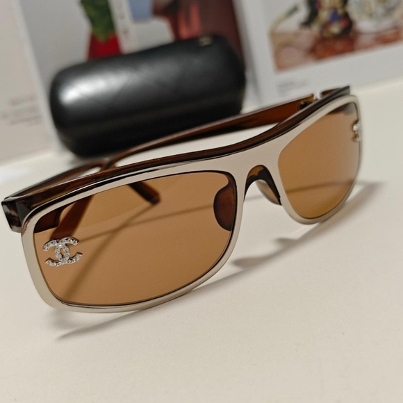 Chanel SHIELD SUNGLASSES 9133B Nylon Silver Brown - Picture 3 of 7